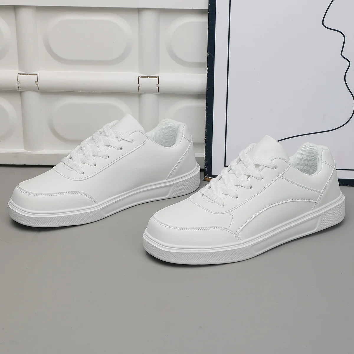 Men’s Classic White Low-Top Sneakers