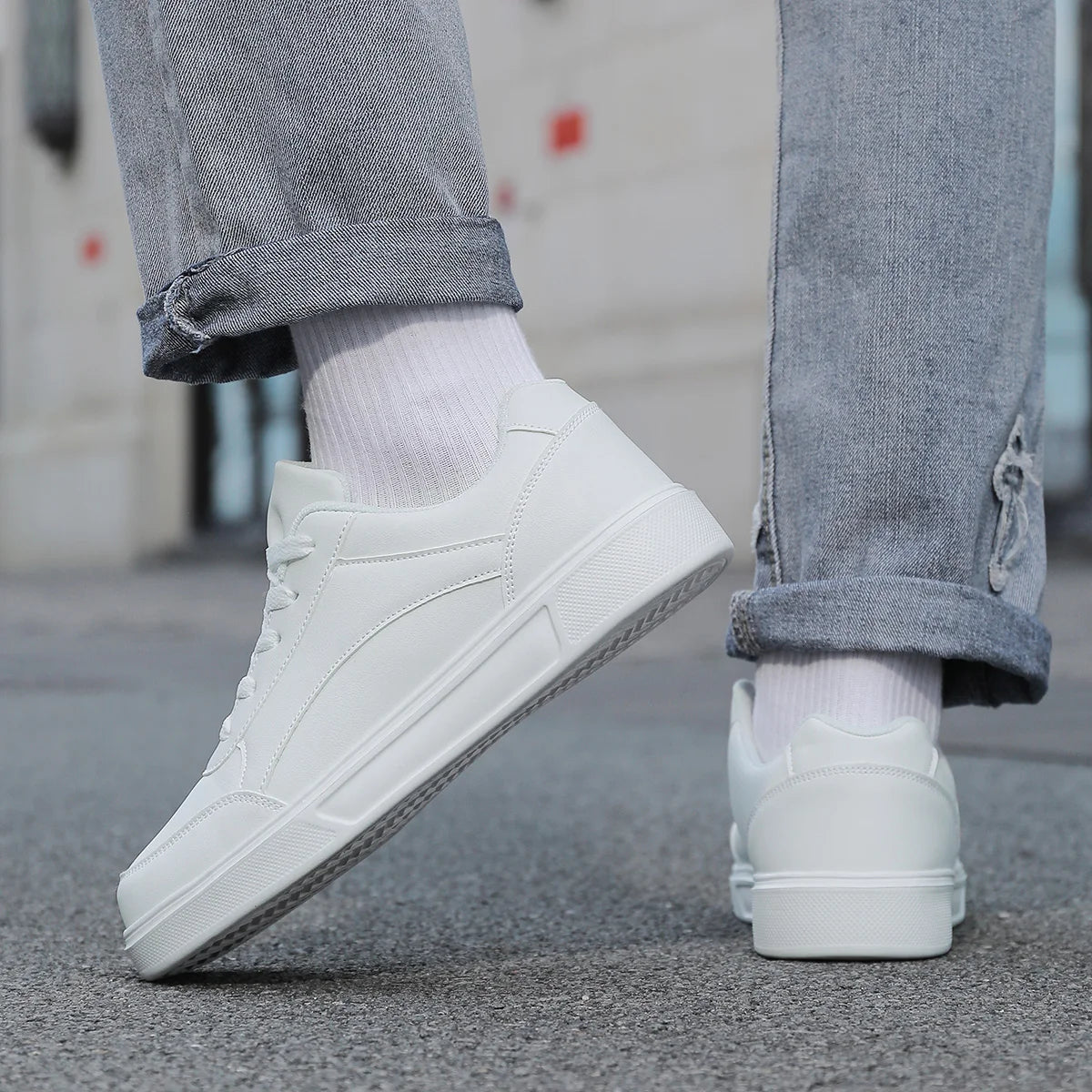 Men’s Classic White Low-Top Sneakers