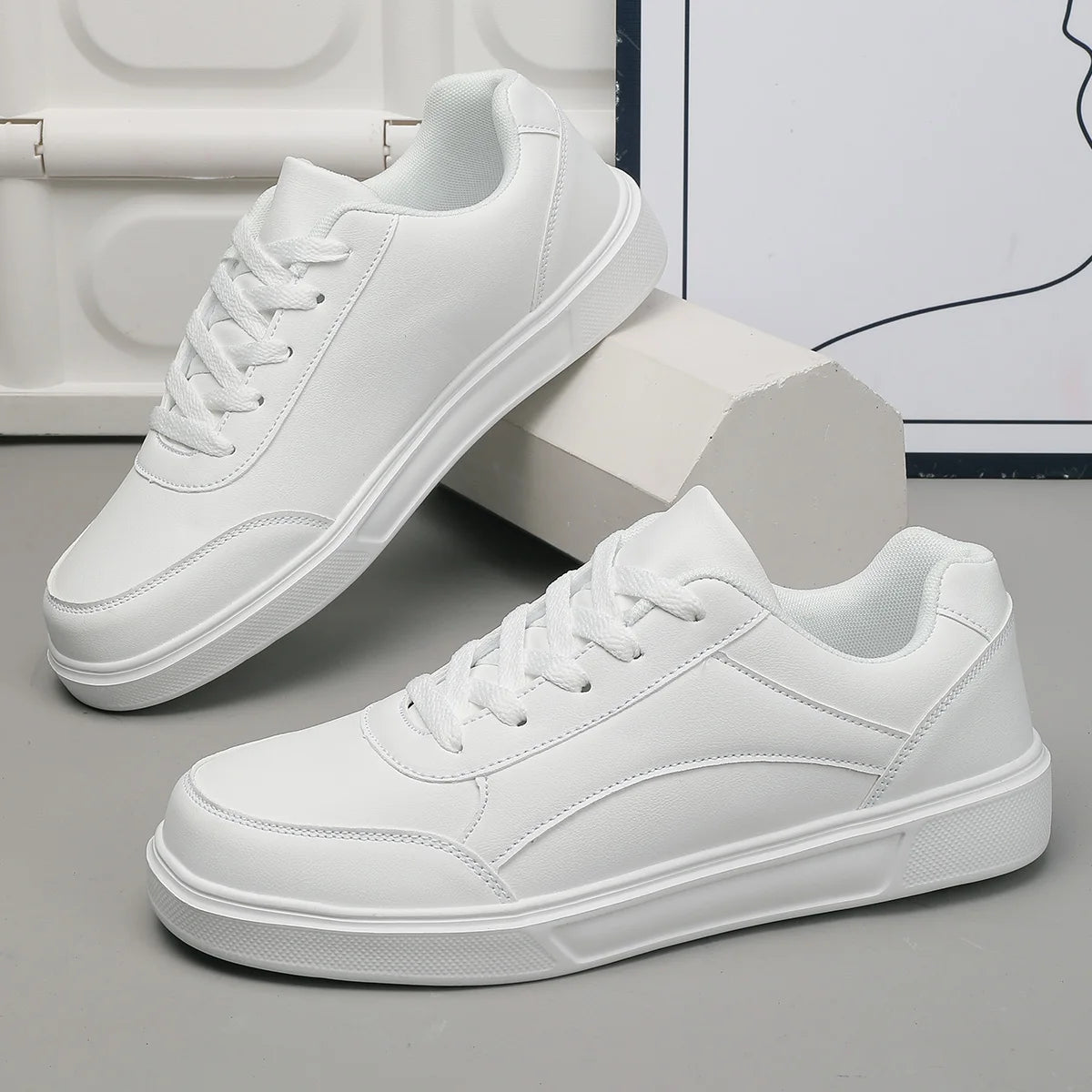 Men’s Classic White Low-Top Sneakers